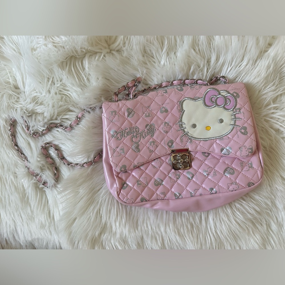 HelloKitty bag. Very Good condition. Faux leather.Only used  once not my style!
